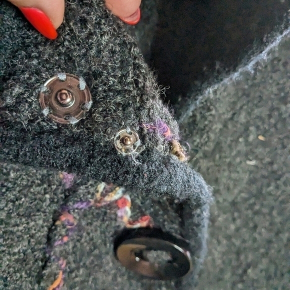 Curio XL (1X) Gray Knit Sweater w/ Colorful Large Stitch Accents & Giant Buttons - Picture 2 of 9